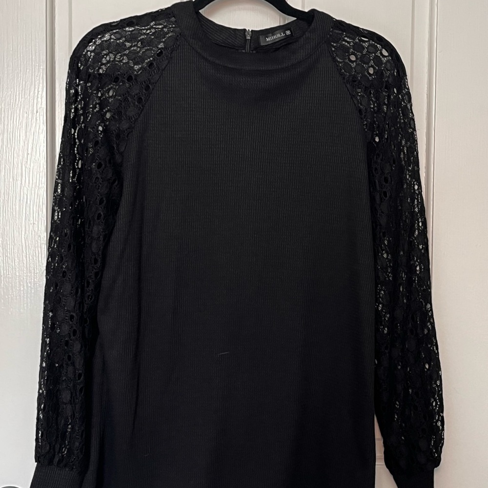 H&M Black Lace Sleeve Sweatshirt